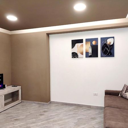 Suite Guesthouse A Pochi Passi Dal Mare 萨萨里 外观 照片